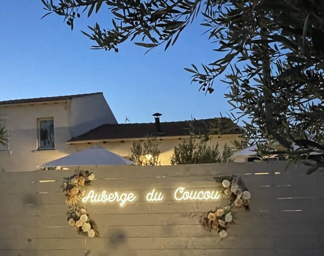 enseigne - auberge du coucou - calvi