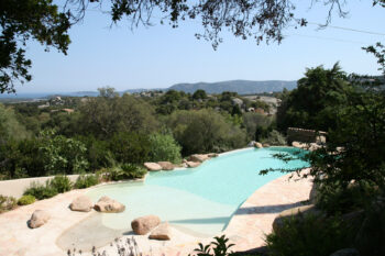 piscine naturelle - reservez à la villa casa eva - porto vecchio 